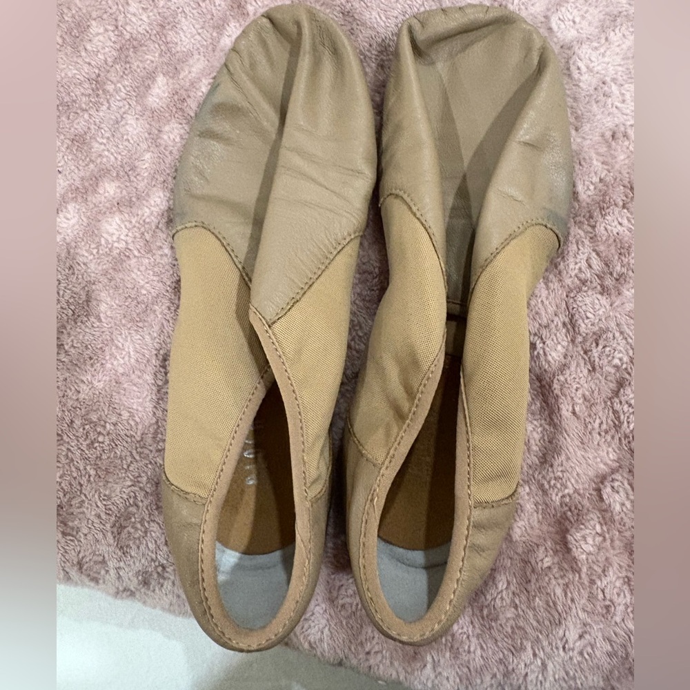 Bloch Women's Beige Slip-On Jazz Dance Slip-on Shoes
